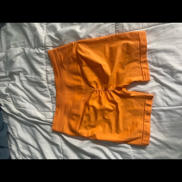 SOLD ! Amazon Gym shorts lot - Picture 2 of 10